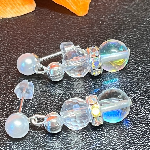 pearl stud and Swarovski earrings-classics! - Picture 9 of 10